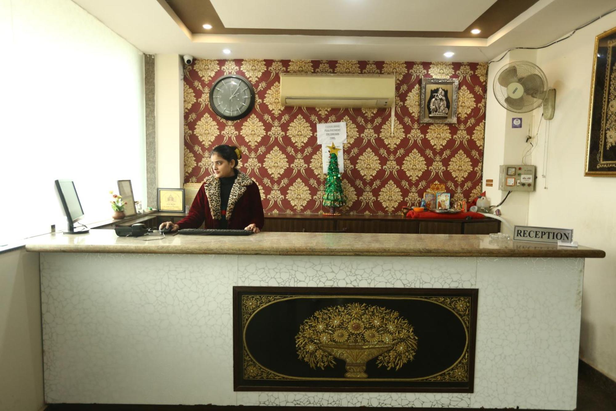 24 Hotel & Resort Agra  Exteriér fotografie