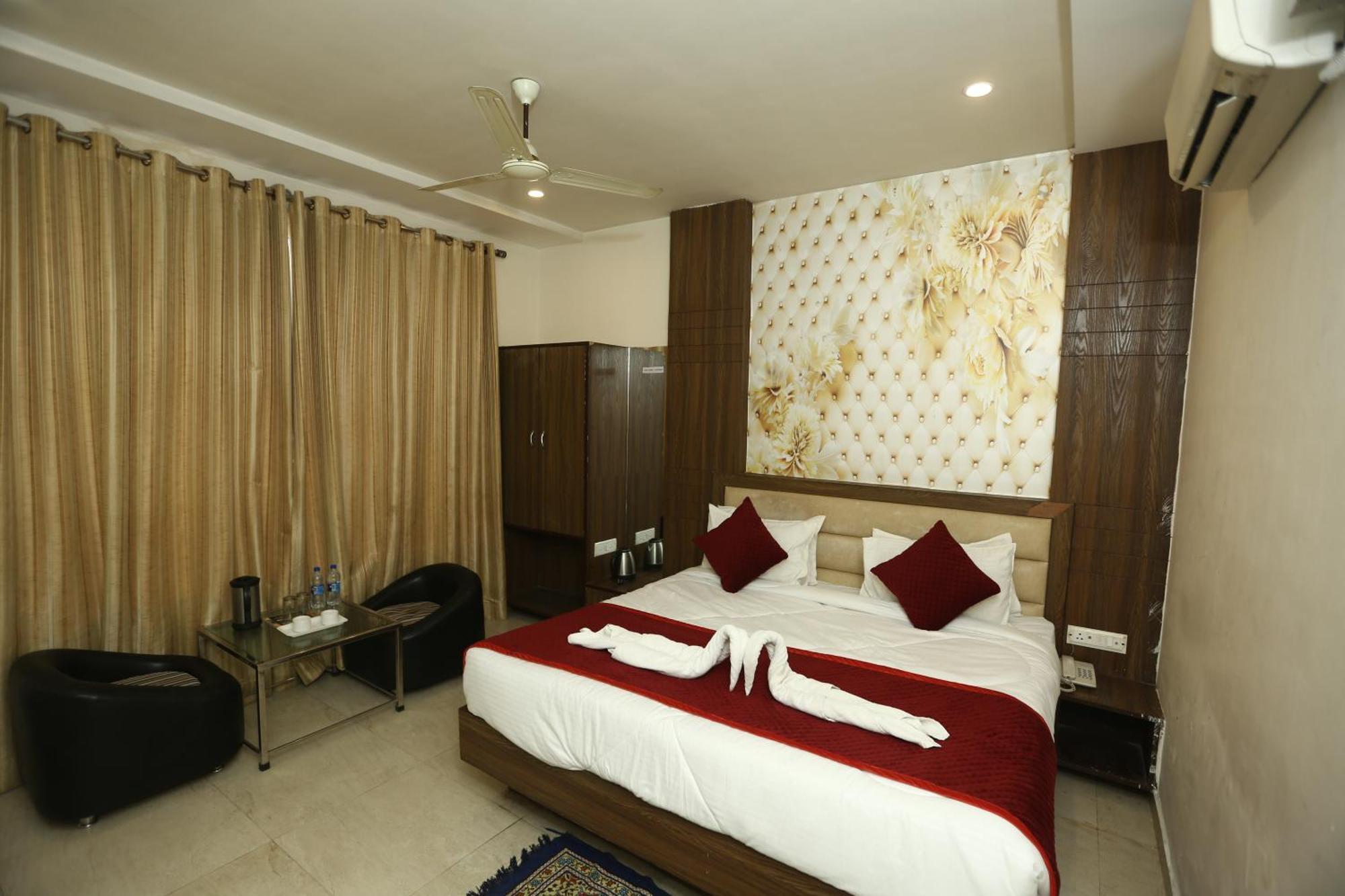 24 Hotel & Resort Agra  Exteriér fotografie