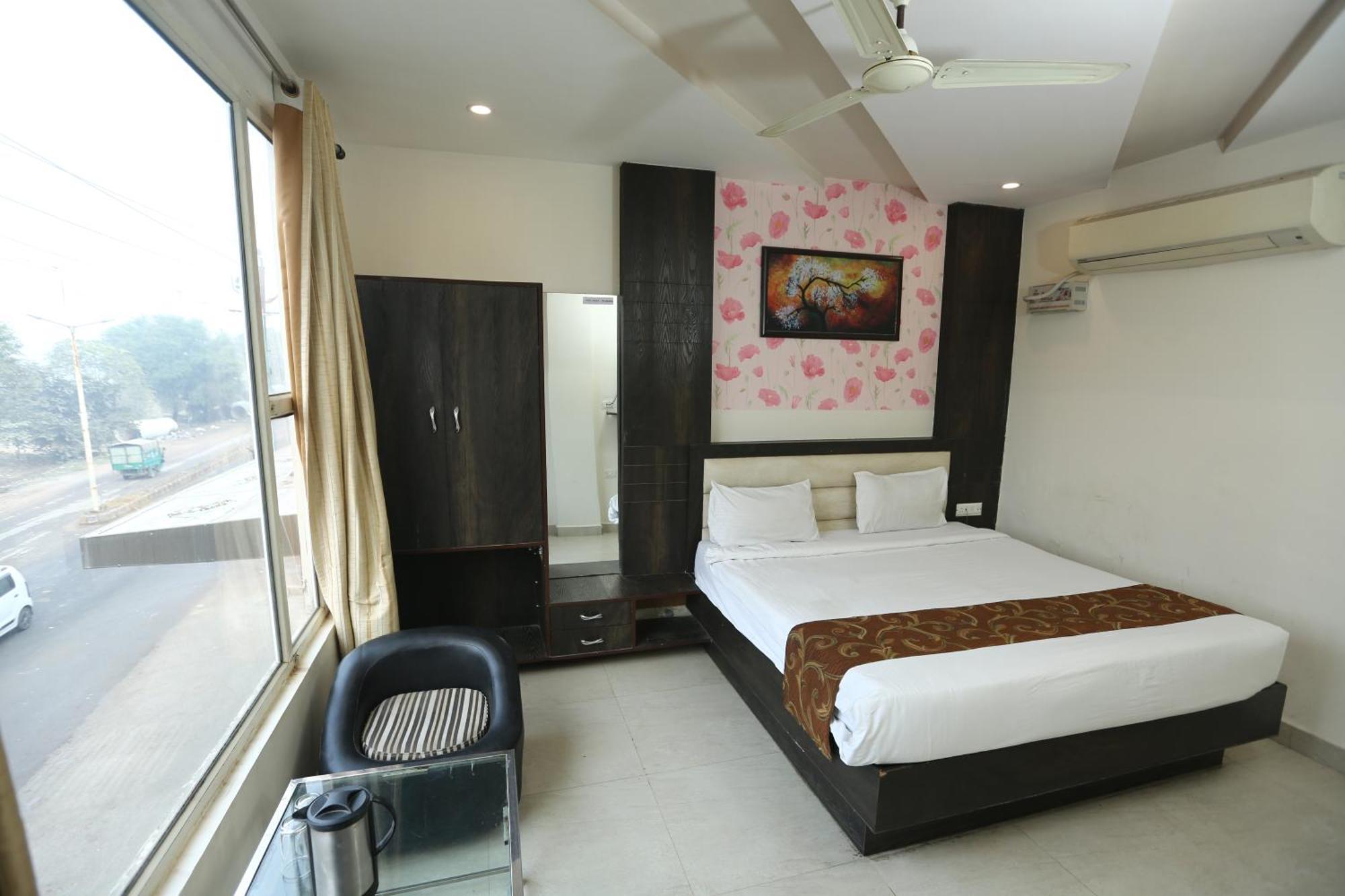 24 Hotel & Resort Agra  Exteriér fotografie