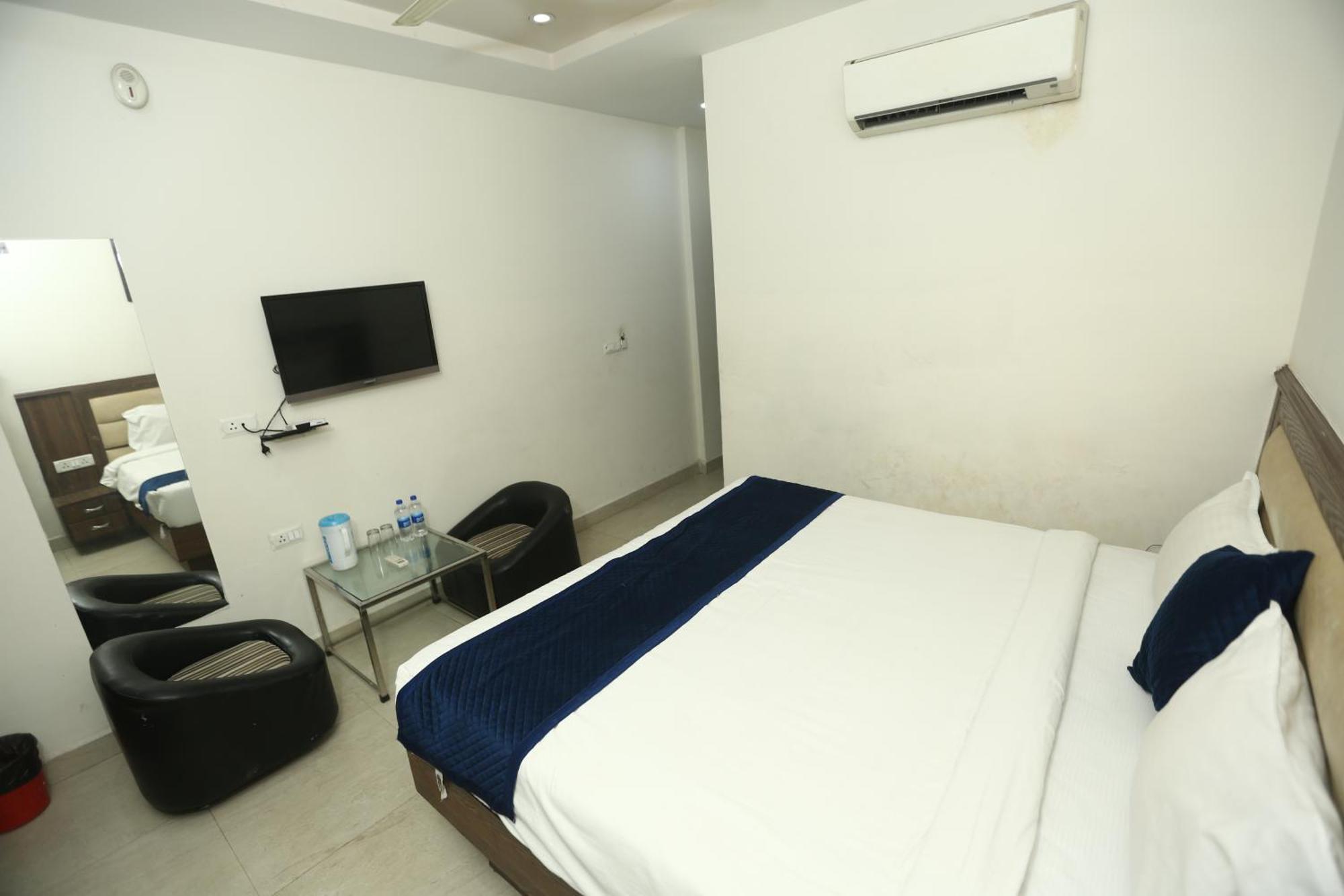 24 Hotel & Resort Agra  Exteriér fotografie